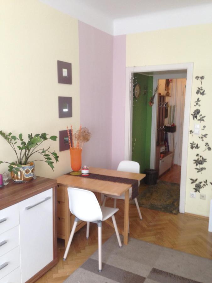 شقة Operngasse-Karlsplatz فيينا المظهر الخارجي الصورة
